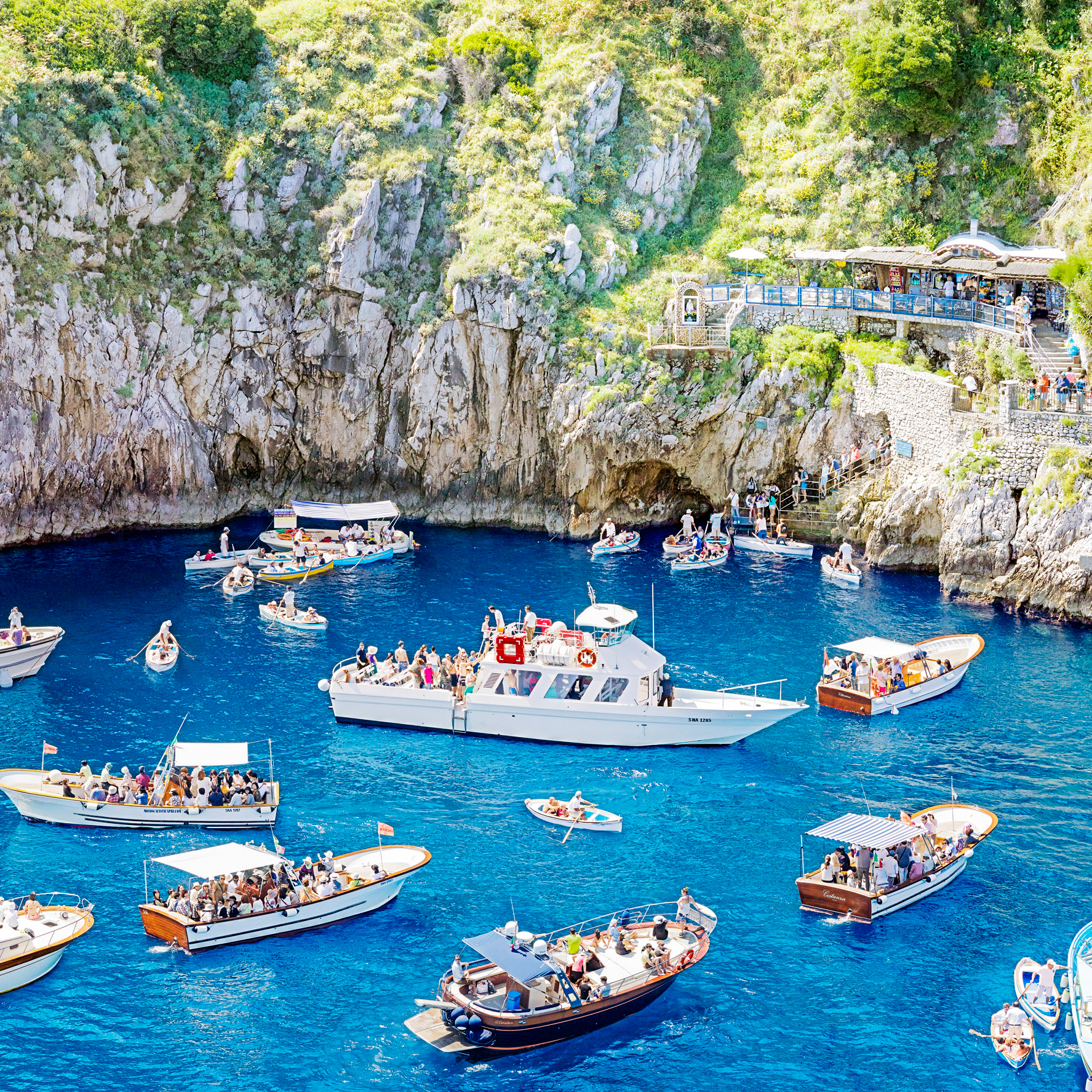 capri tour blue grotto