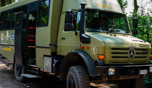 enjoy-excursion-vesuvio-4x4